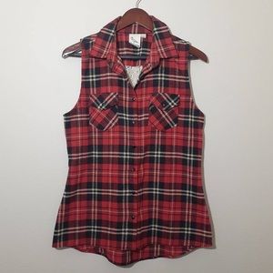 ANTHROPOLOGIE Bird Label womens sleeveless flannel top L red plaid pearl snap